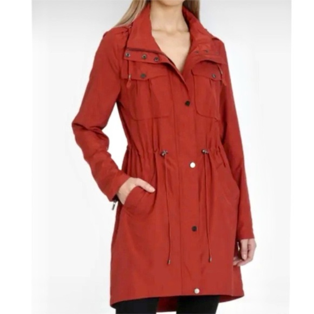 Badgley Mischka Dakota Dakota Water Repellent Anorak Jacket in Rust Size S/M